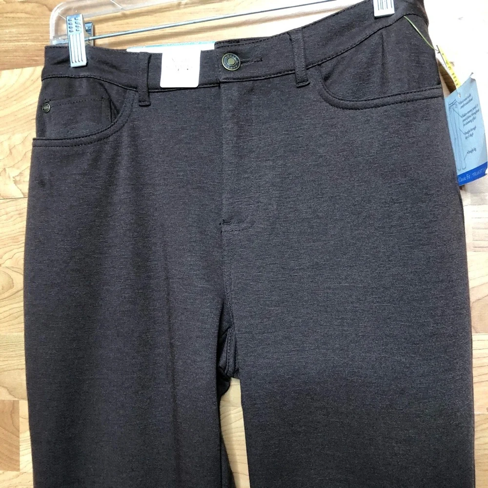 SIZE 4 SHORT STRETCH CROFT&BARROW DARK COFFEE PANTS